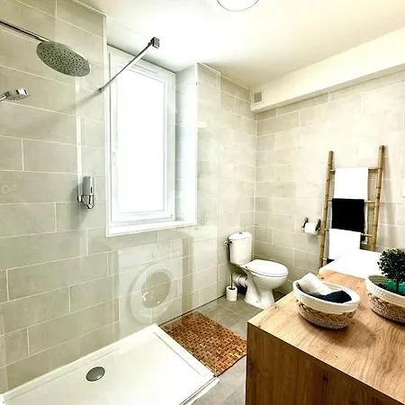 Evasion Jungle Apartment *